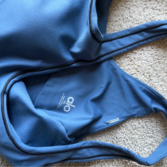 Alo Yoga Airbrush Heart Throb Set Bra and Legging Blue and White size xl - Picture 10 of 11